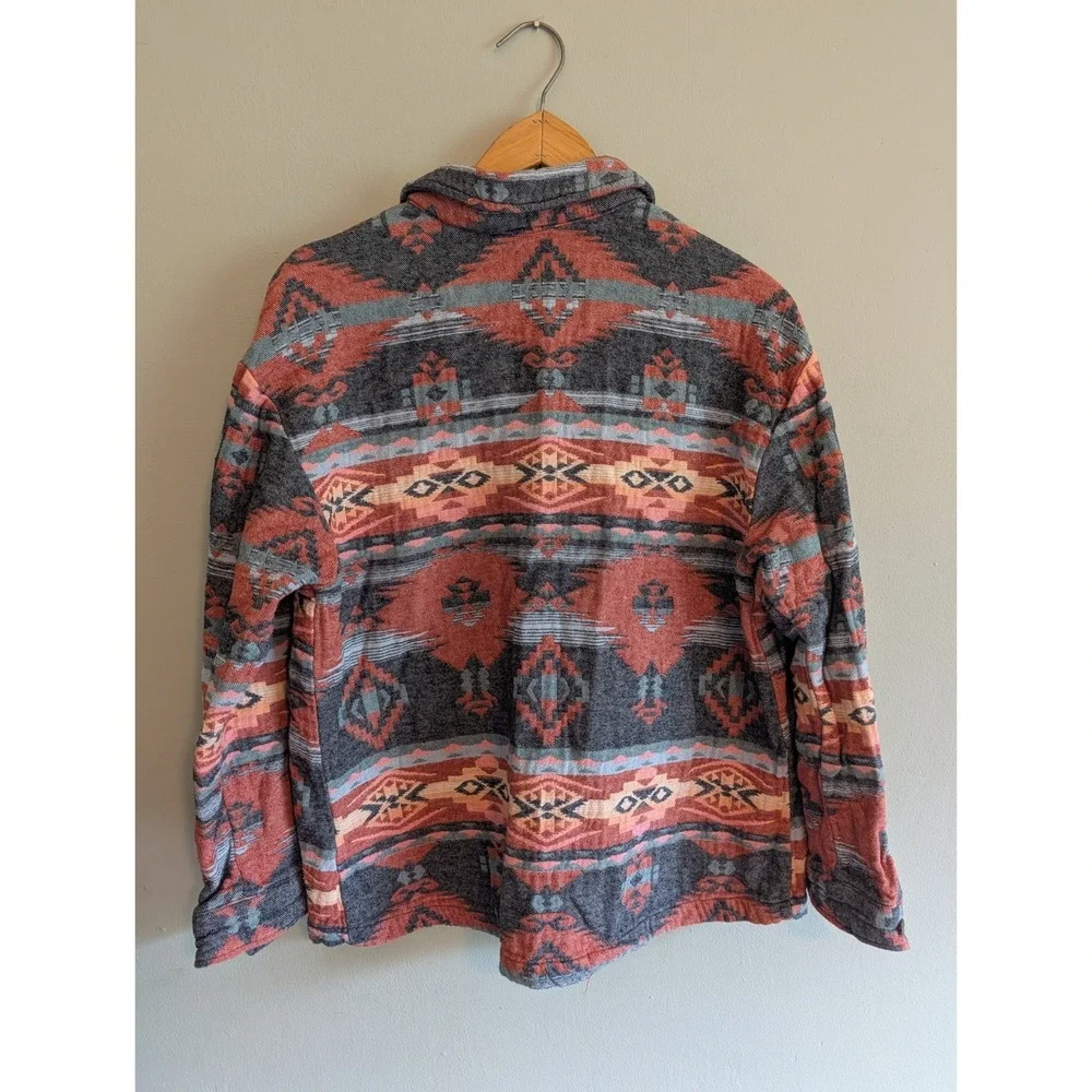 Mountain and Isles Womens Shirt Jacket Med/Lrg Aztec Southwestern Hiking Outdoor